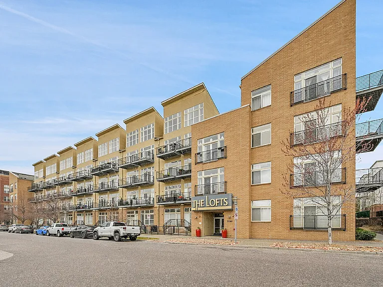 7240 W Custer Ave #316 — Photo 2
