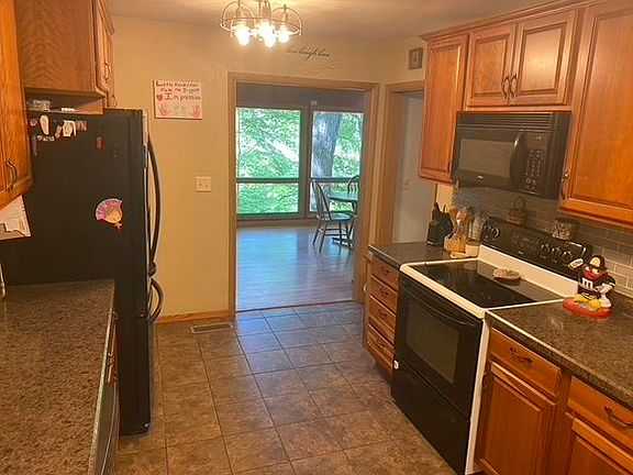 2nd image of 3 Westwood Ct