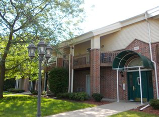 5327 Westport Rd APT 208, Madison, WI 53704