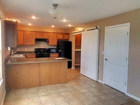 4th image of 713 Landon Dr