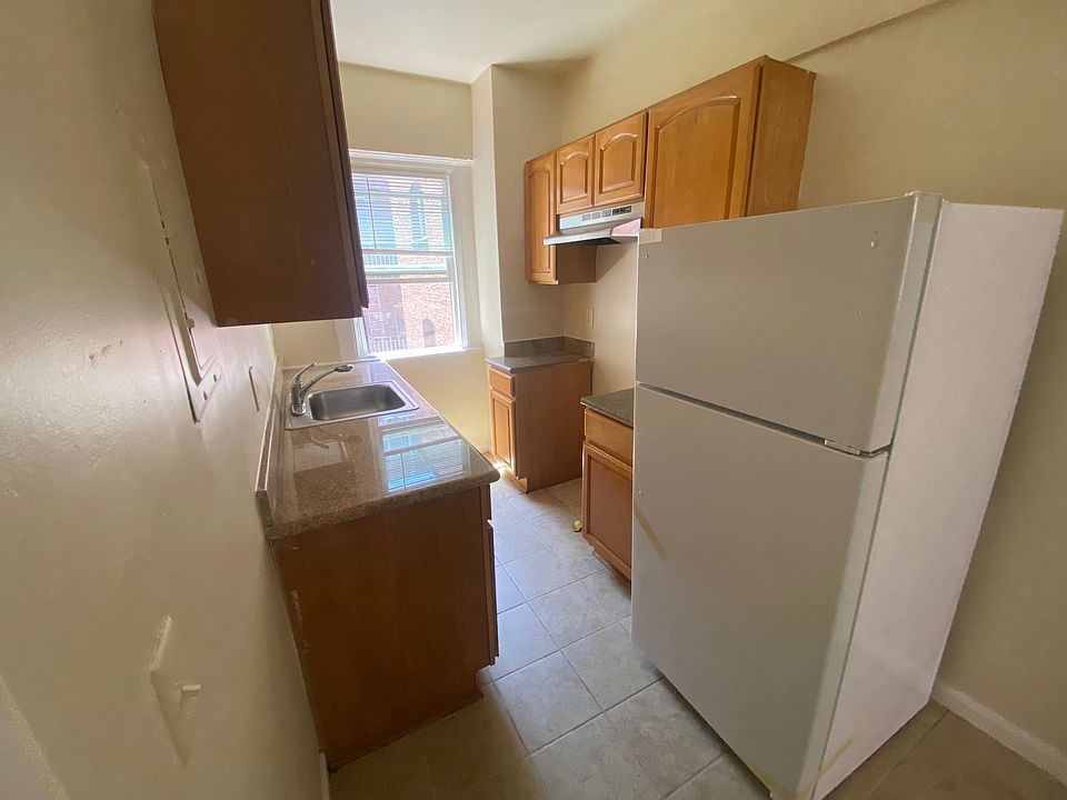 1st image of 620 Eddy St APT 36