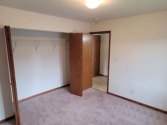 3rd image of 2513 Minnesota Ave NW #8