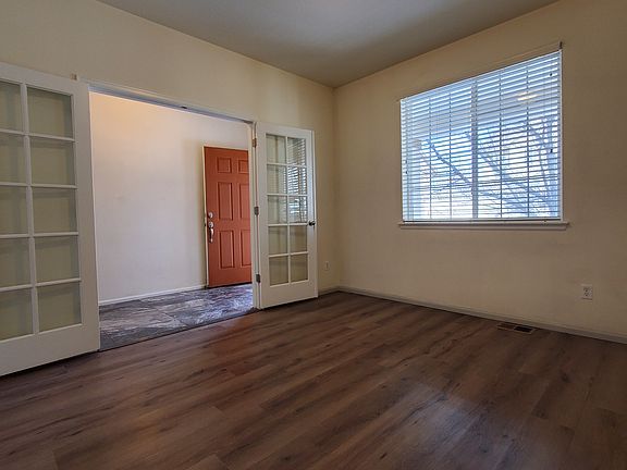 3rd image of 11994 E Lake Cir