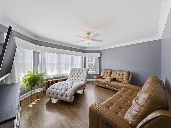 3rd image of 1509 S 59th Ct
