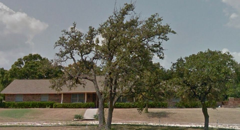 1st image of 255 Llewelyn Dr