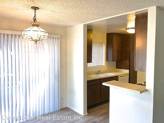 3rd image of 11306 Pearl St APT 101