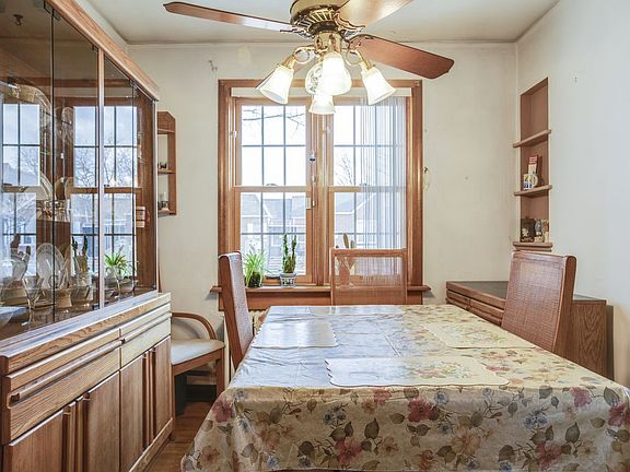 5th image of 24-16 92nd St