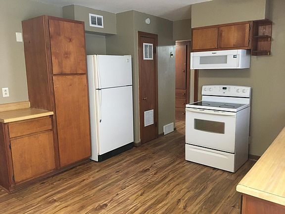 Kitchen with pantry and appliances