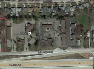 31850 Schoolcraft Rd, Livonia, MI 48150