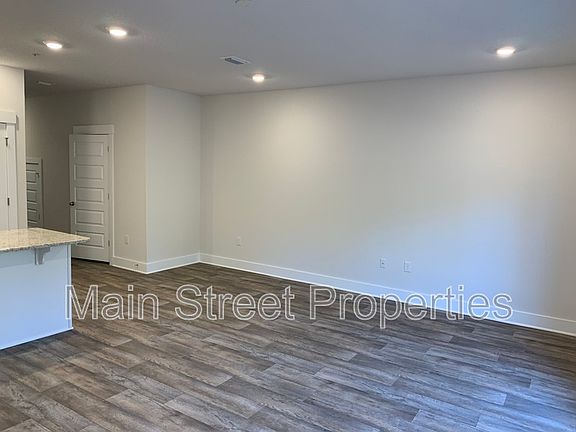 5th image of 1524 Farragut Way
