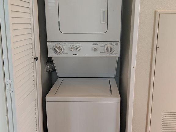 3rd image of 24432 Valle Del Oro Unit 202