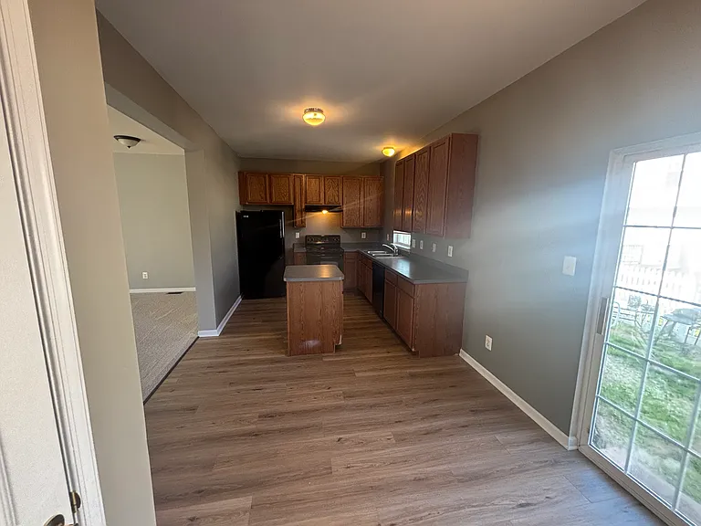 2353 Walnut Bottom Rd — Photo 4