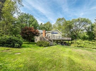 7 N Shanks Rd, Clinton Corners, NY 12514