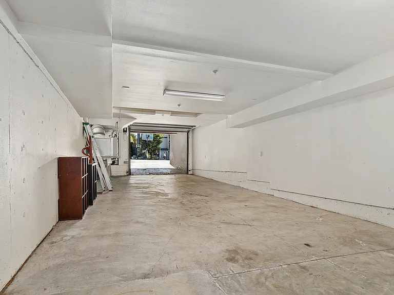 148 W Marquita #B — Photo 30