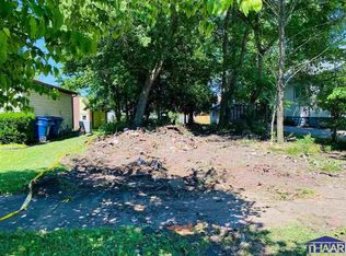 2818 Garfield Ave, Terre Haute, IN 47804