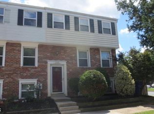 17511 Kohlhoss Rd, Poolesville, MD 20837