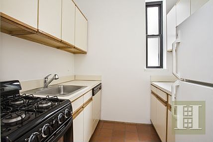 5th image of 360 W 21st St APT 5K