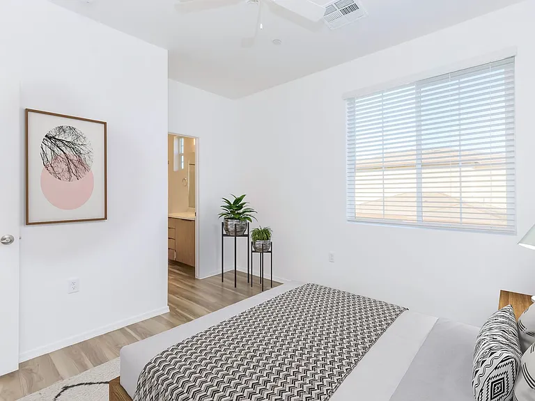 San Luciano Townhomes — Photo 29