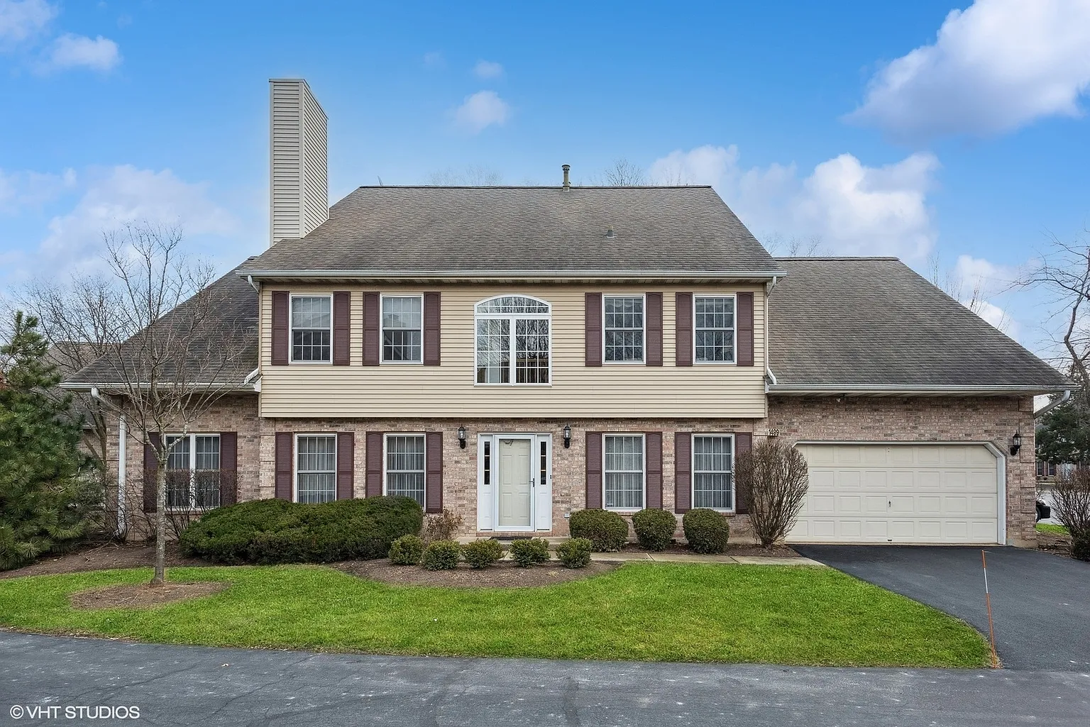 1499 Laurel Oaks Dr photo 1