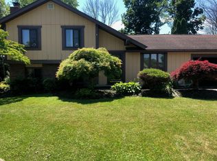 35 Alger Dr, Rochester, NY 14624