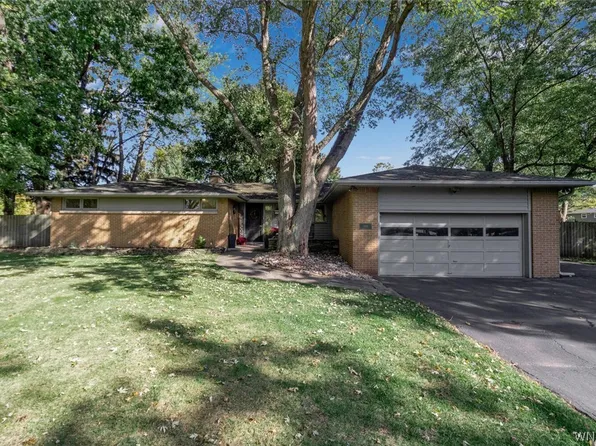 4938 Smiley Ter, Clarence, NY 14031