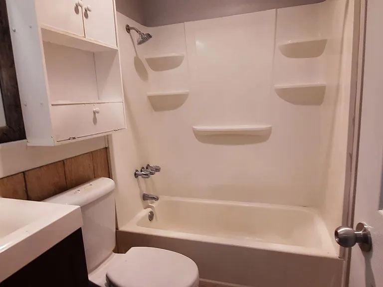823 Taulbee Ln #B — Photo 17