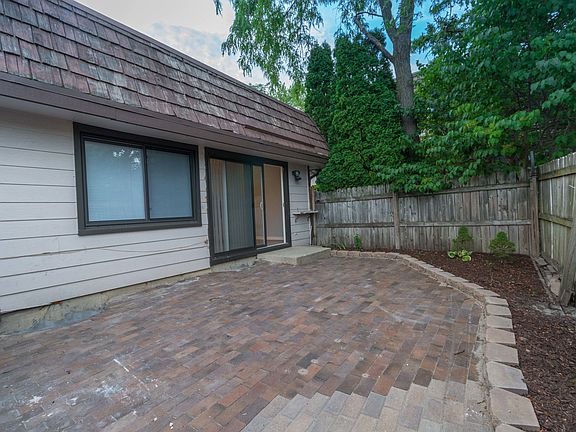 3rd image of 5574 Court F Unit 5574