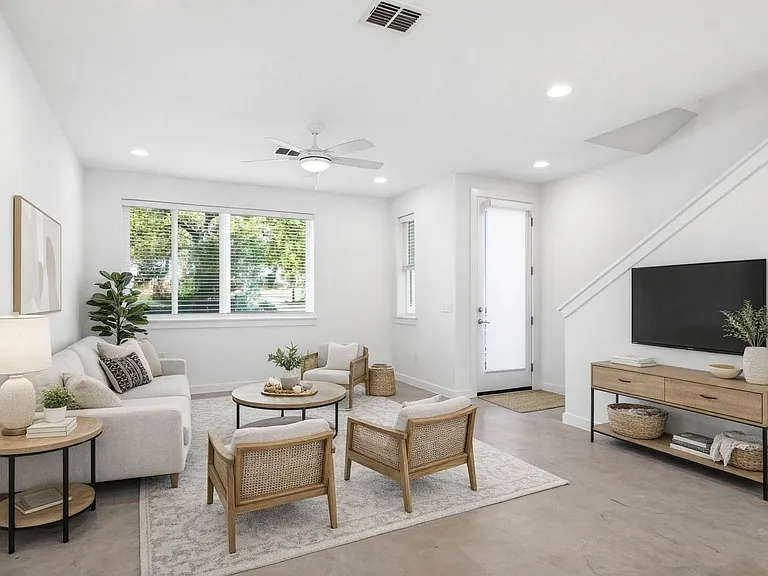 814 N Bluff Dr #74 — Photo 8