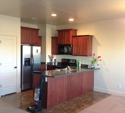 5th image of 1467 N La Palma Pl