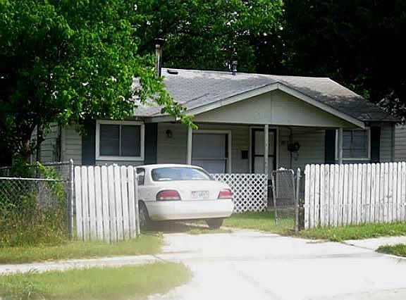 2nd image of 3913 Avenue H