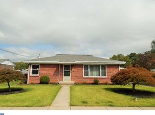 735 W Race St, Pottstown, PA 19464