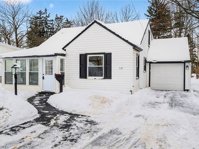 131 Hazelhurst Ave, North Syracuse, NY, 13212