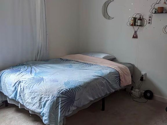 5th image of 8605 Putnam Dr APT 102