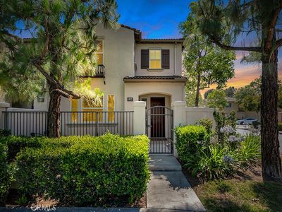 82 Trailing Vine, Irvine, CA, 92602