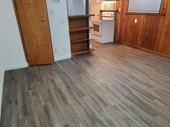 3rd image of 1508 E Linden Ave