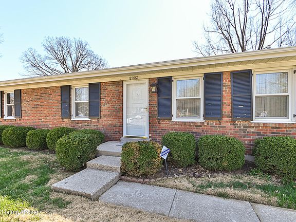 3rd image of 12002 Brookmoor Dr