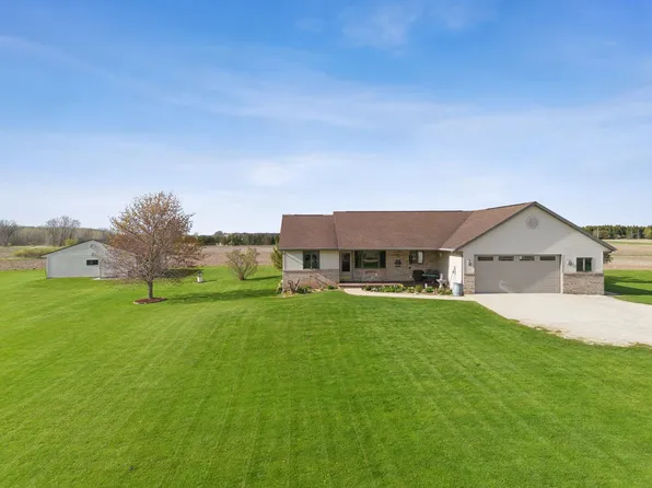W2150 Crosstown Rd, Hilbert, WI 54129