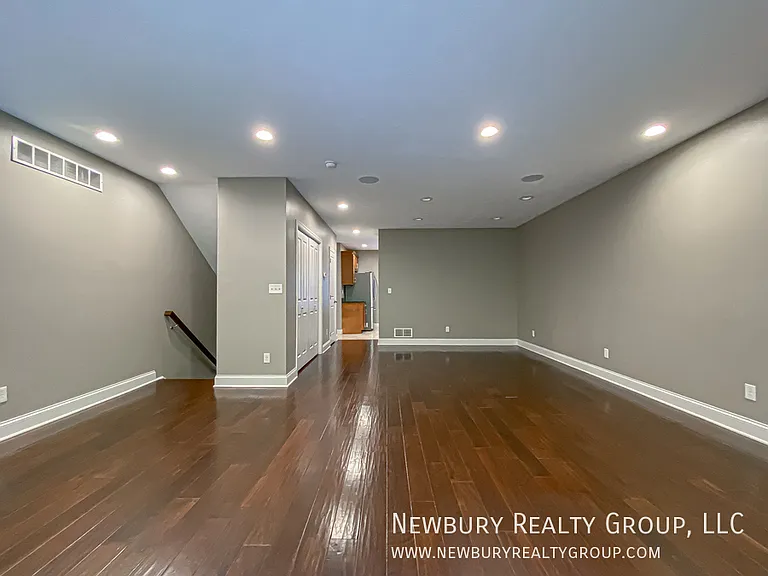 147 Banksville Pl — Photo 49