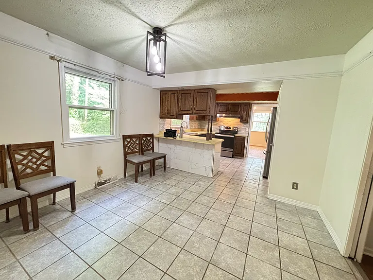 910 N Park Ridge Ct — Photo 6