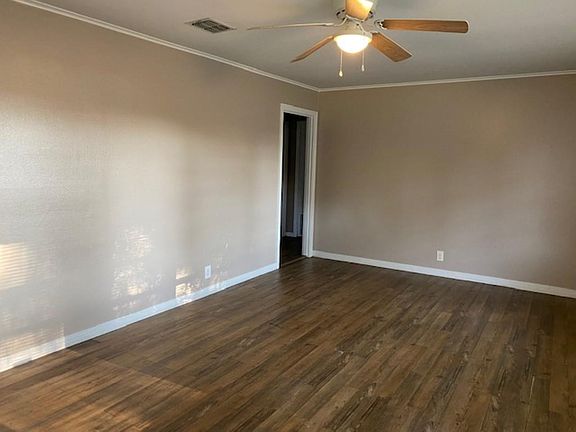 2nd image of 3502 Greenwood Ave
