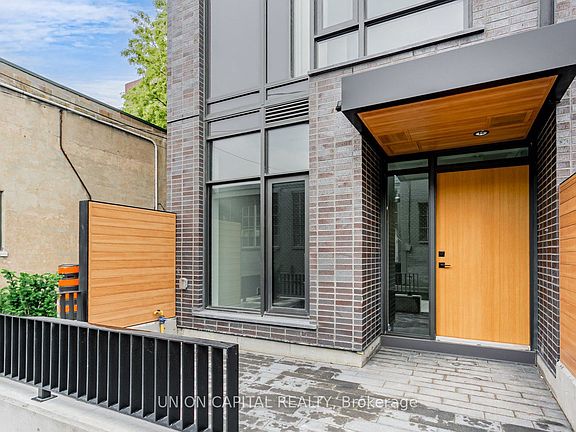 4th image of 28 Eastern Ave #Townhouse 109