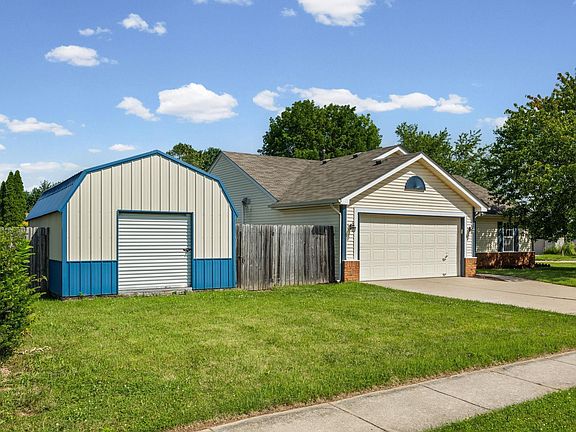 2nd image of 4338 Hadley Ct