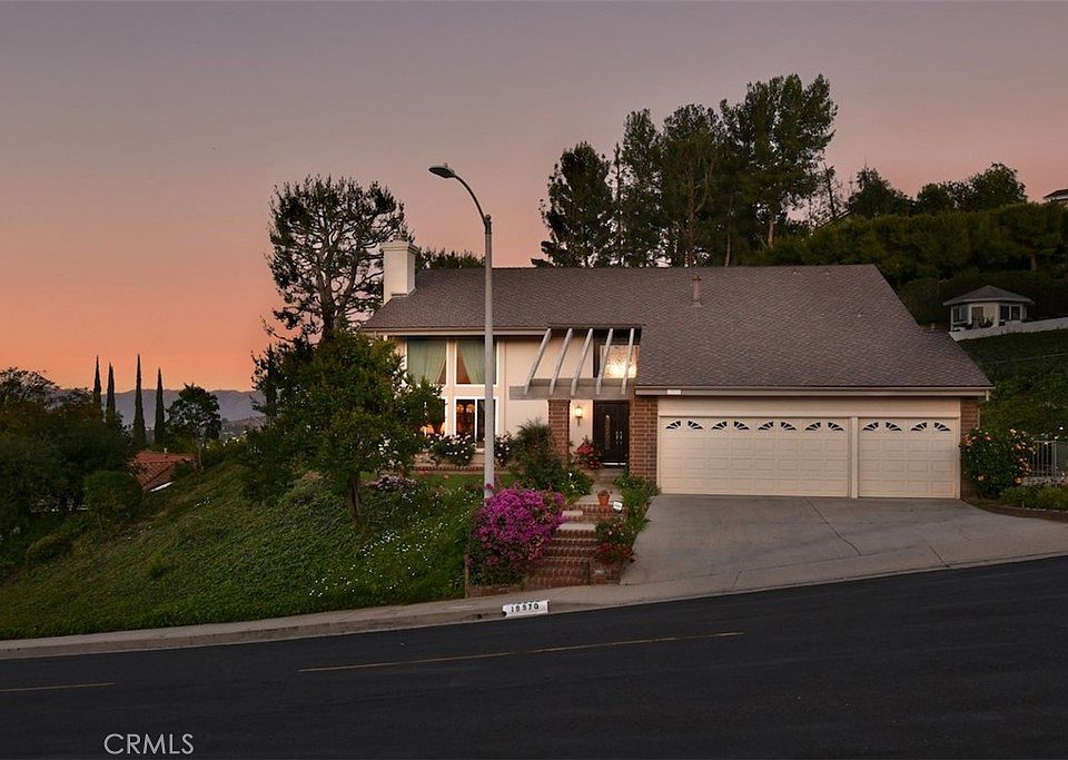 1st image of 19970 Greenbriar Dr