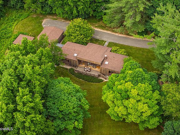 3rd image of 699 Hartsville New Marlboro Rd