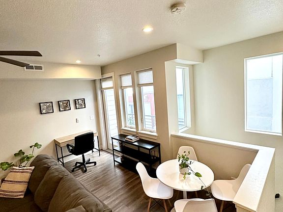 5th image of 4537 Tennyson St #5
