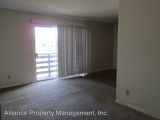 5th image of 363 N 14th St APT 06