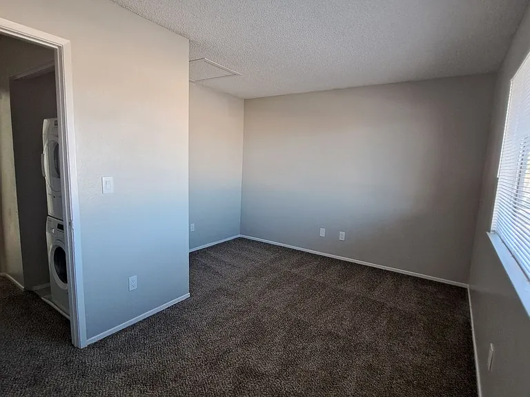 3417 Civic Center Dr — Photo 11