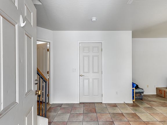 First Floor -Livingroom /Office