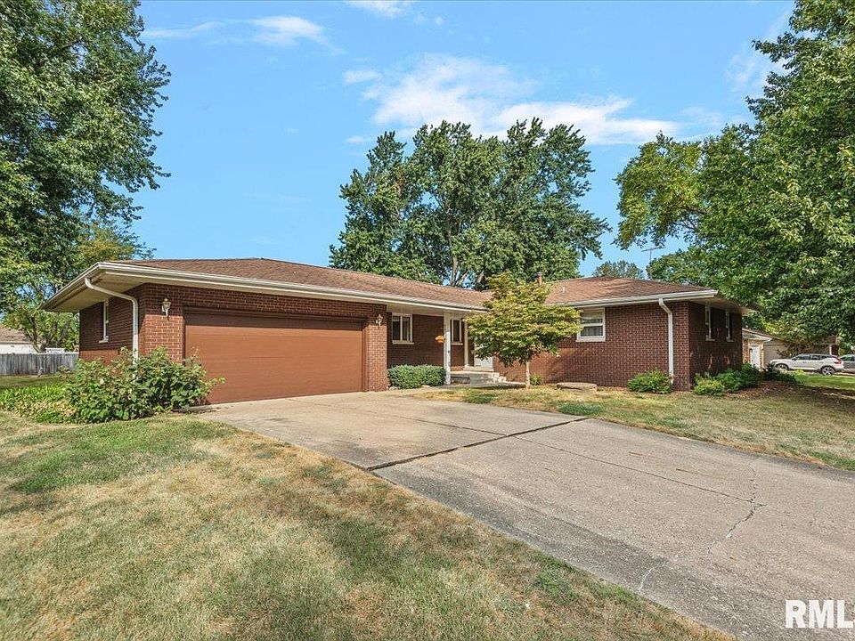 1st image of 35 Providence Ln