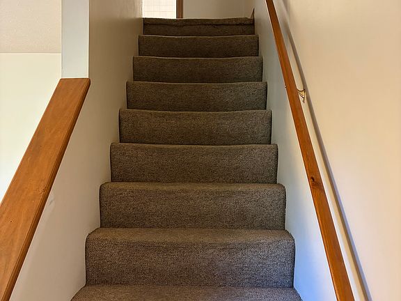 4th image of 3375 Columbus Rd APT C